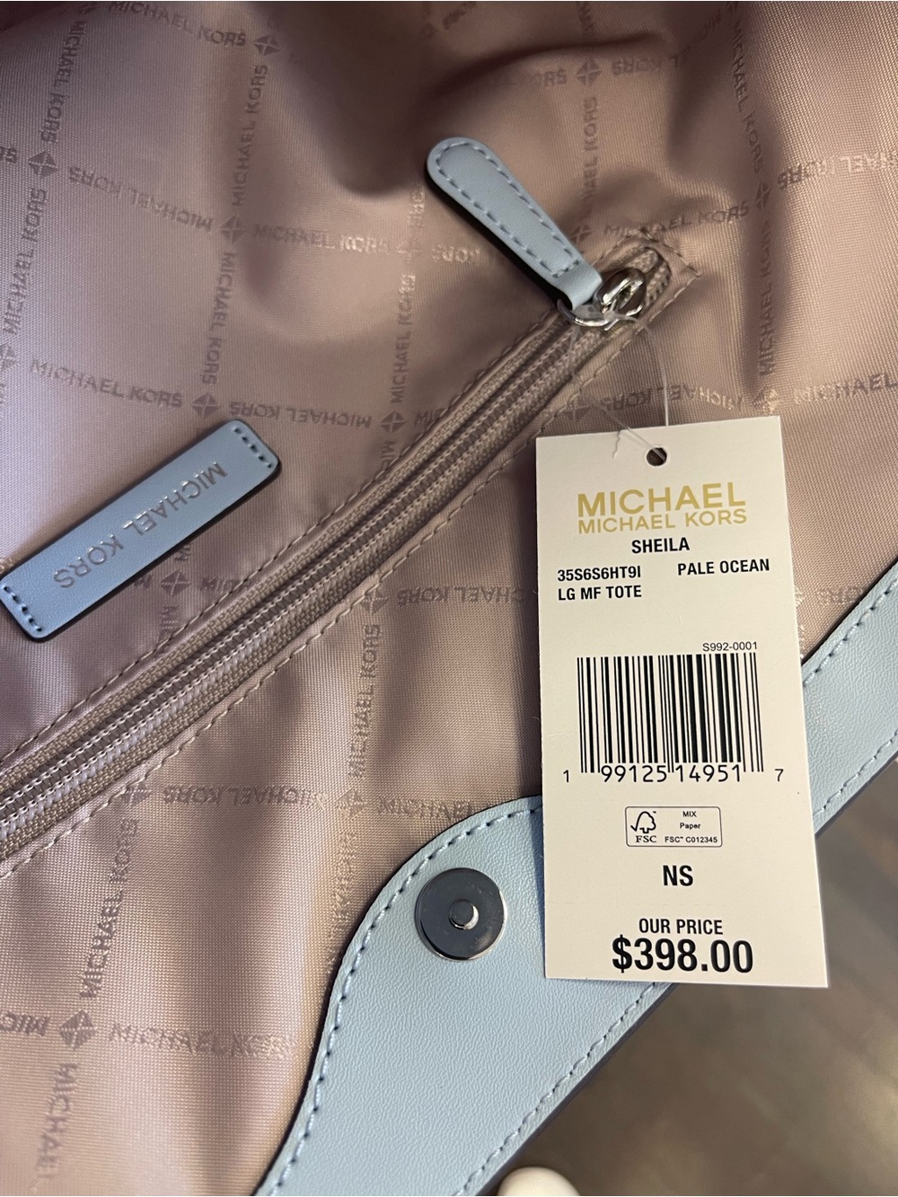MICHAEL MICHAEL KORS SHEILA
Pale Ocean LG TOTE bag & Double Zip Ombré Lg Wallet - Picture 8 of 16